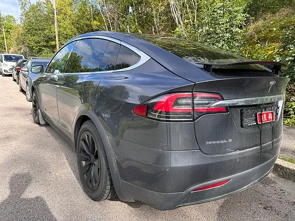Tesla Model X 2018 photo 4