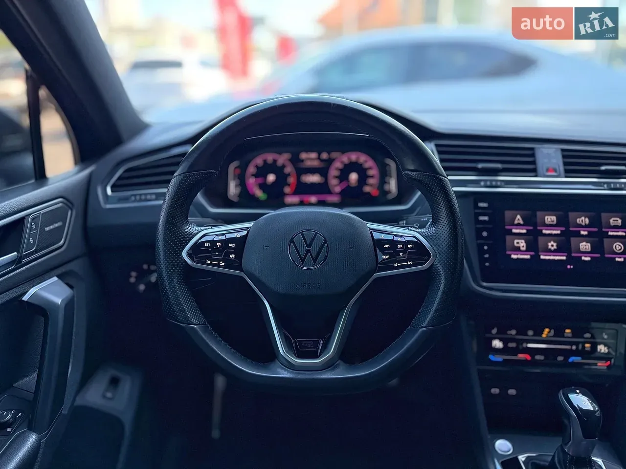 Volkswagen Tiguan 2021 photo 4