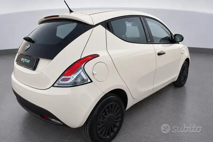 Lancia Ypsilon 2019 photo 5