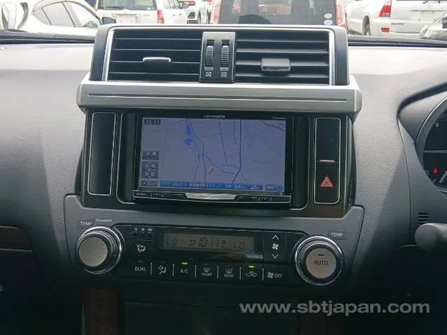 Toyota Land Cruiser Prado 2013 photo 4