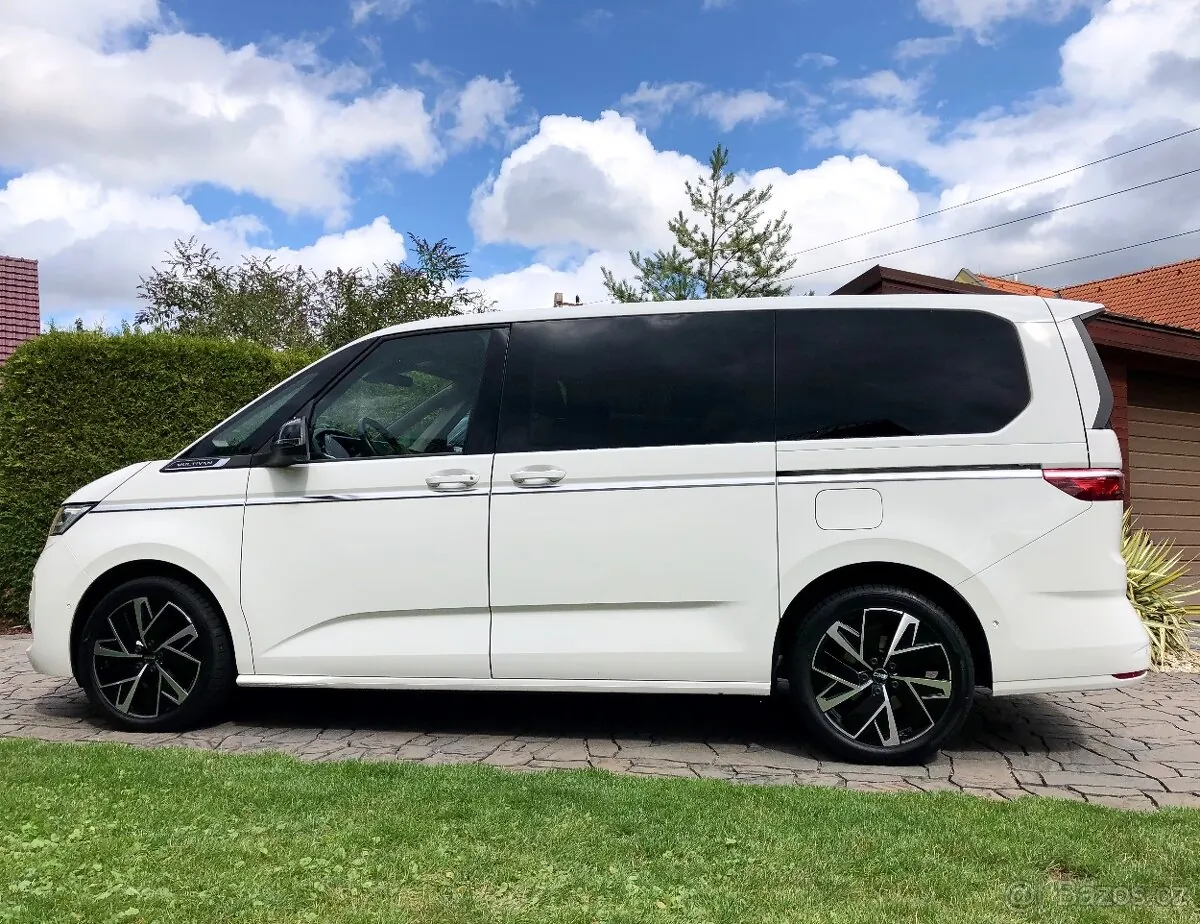 Volkswagen Multivan 2023 photo 3
