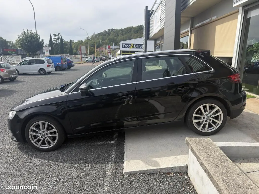 Audi A3 Sportback 2019 photo 2