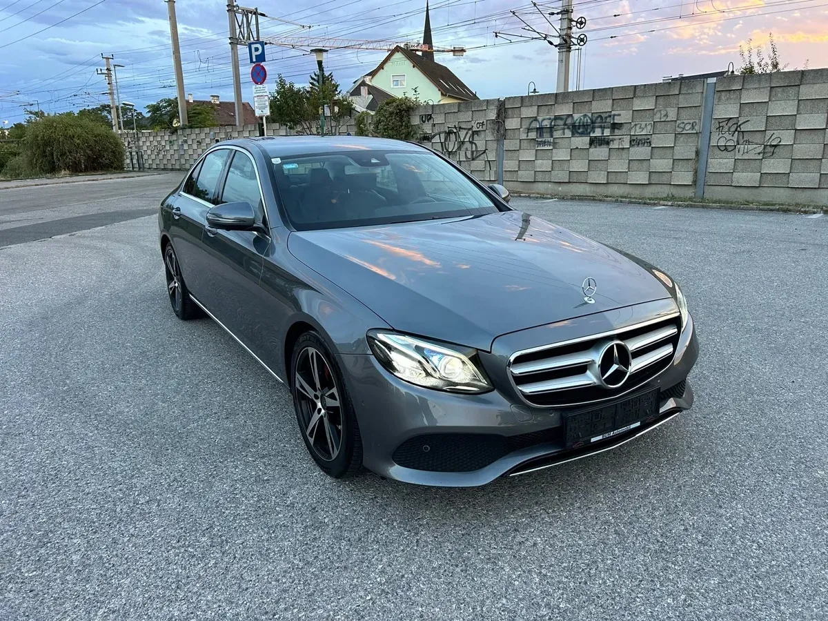 Mercedes-Benz E-Class 2016 photo 2