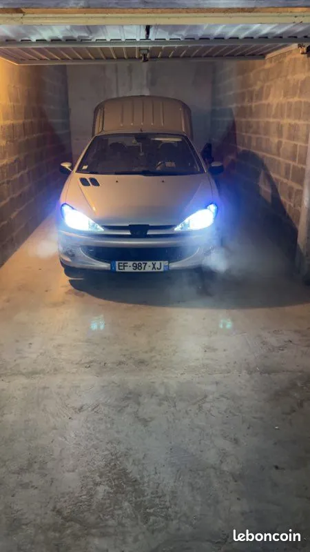 Peugeot 206