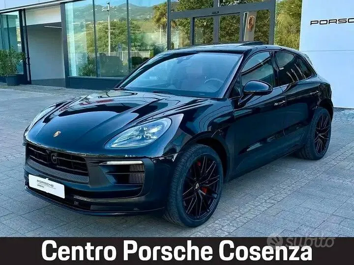 Porsche Macan 2023 photo 2