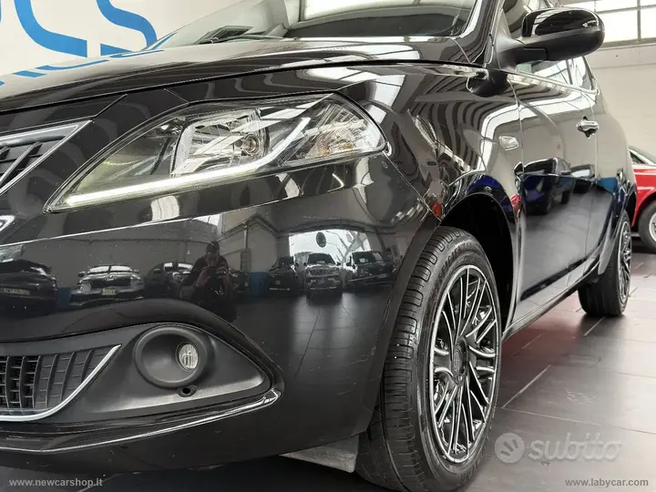 Lancia Ypsilon 2022 photo 5