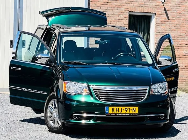 Chrysler Grand Voyager 2013 photo 3