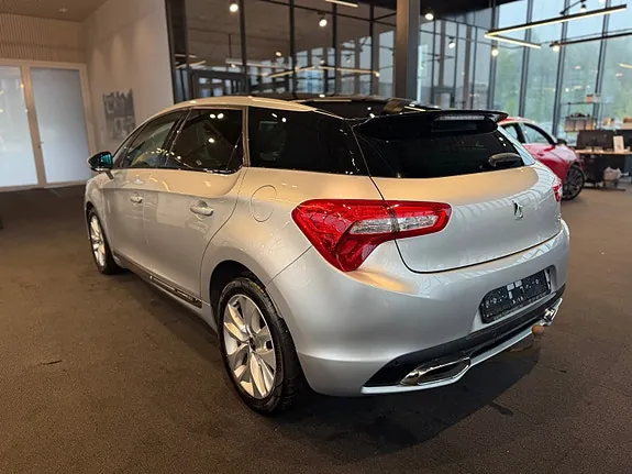 DS Automobiles Ds 5 2016 photo 5