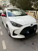 Toyota Yaris 2022 photo 2