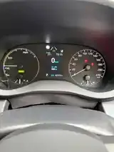Toyota Yaris 2022 photo 4