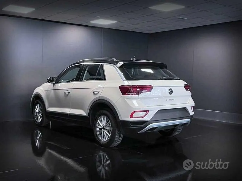 Volkswagen T-Roc 2022 photo 3