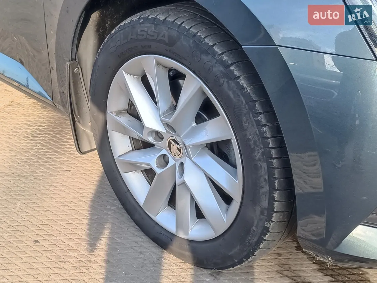 Skoda Superb 2021 photo 5