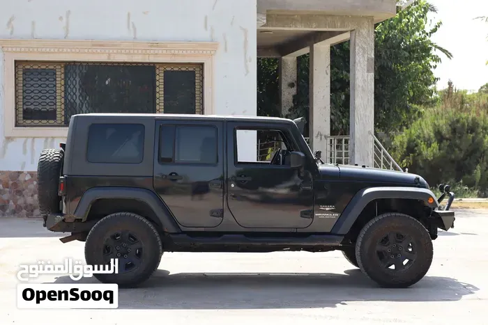 Jeep Wrangler Unlimited Sahara 2008 photo 3