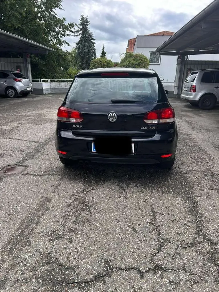Volkswagen Golf 2011 photo 3
