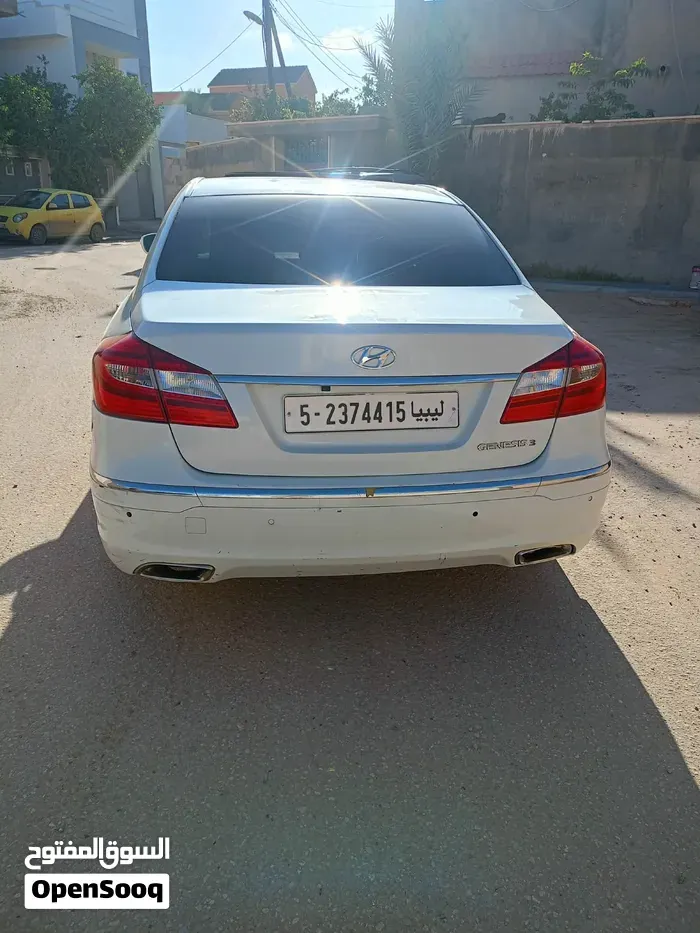 Genesis G70 2014 photo 4