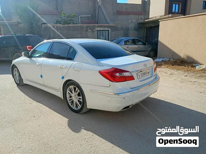 Genesis G70 2014 photo 3