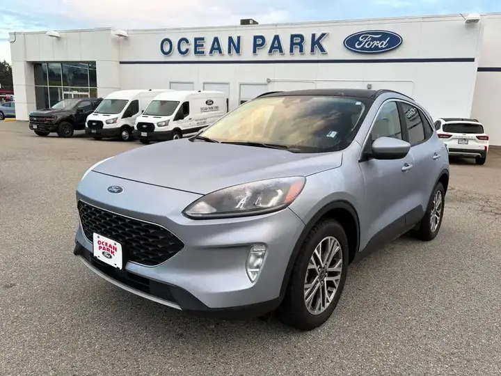 Ford Escape 2022 photo 2