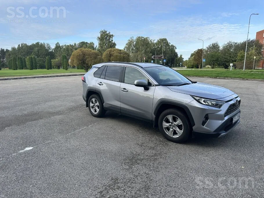 Toyota Rav4 2020 photo 2