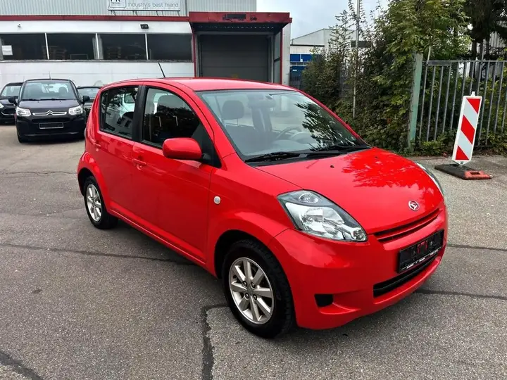 Daihatsu Sirion