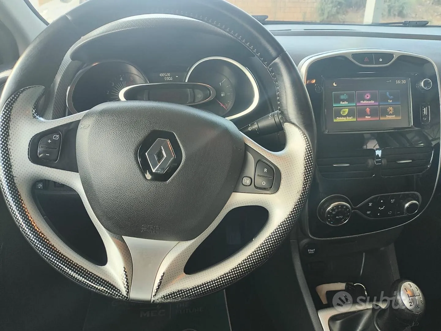 Renault Clio 2016 photo 3