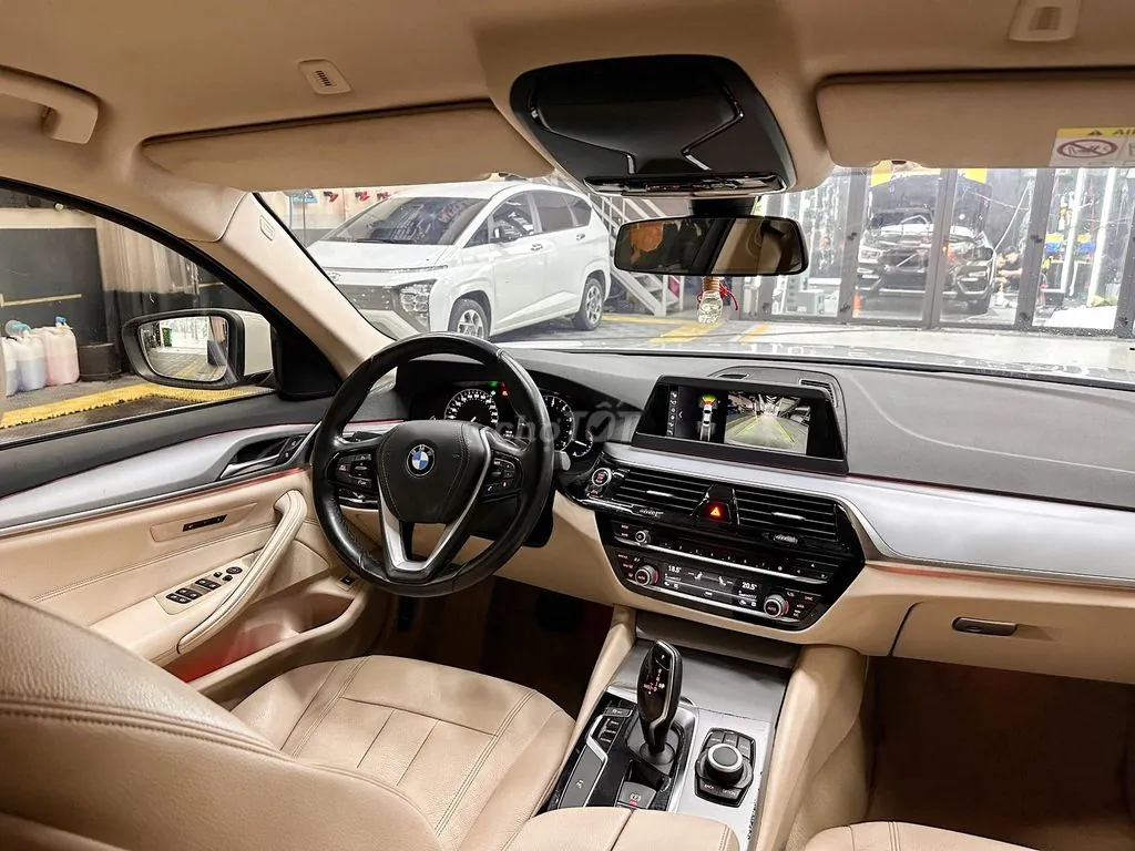 BMW 5 Series 2019 photo 4