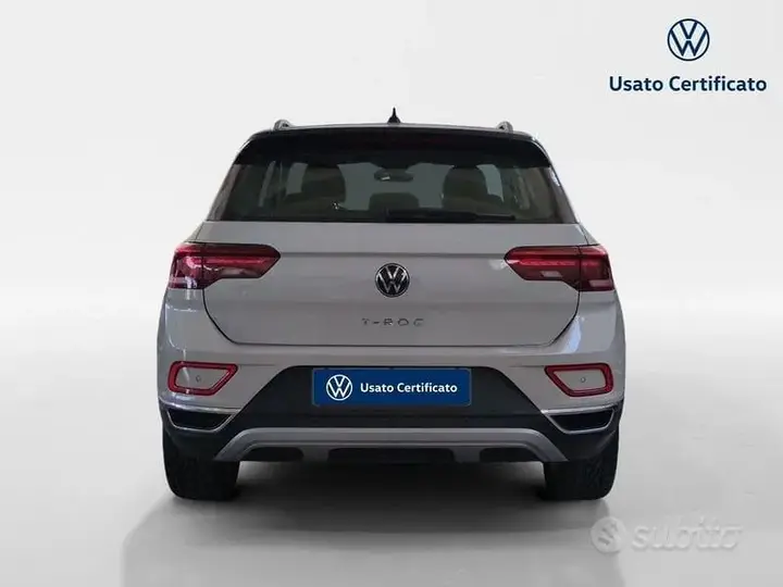 Volkswagen T-Roc 2023 photo 2