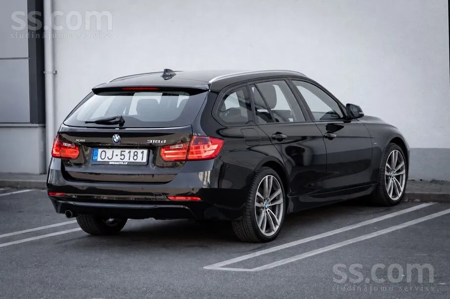BMW 318D 2013 photo 4
