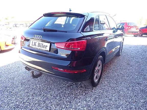Audi Q3 2018 photo 4