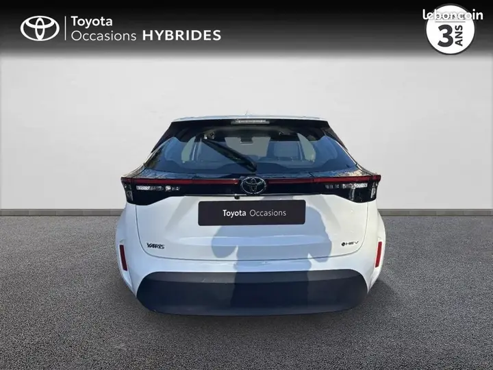 Toyota Yaris Cross 2025 photo 4