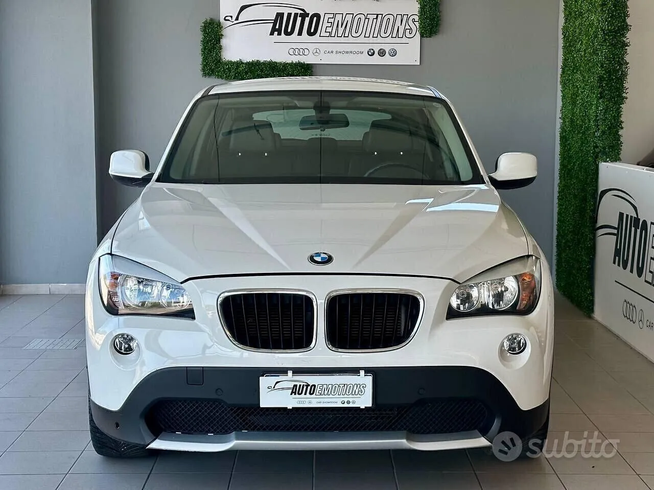 BMW X1 2012 photo 2