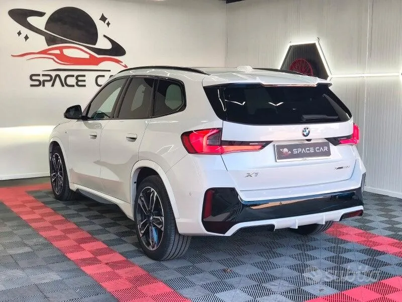 BMW X1 2024 photo 4