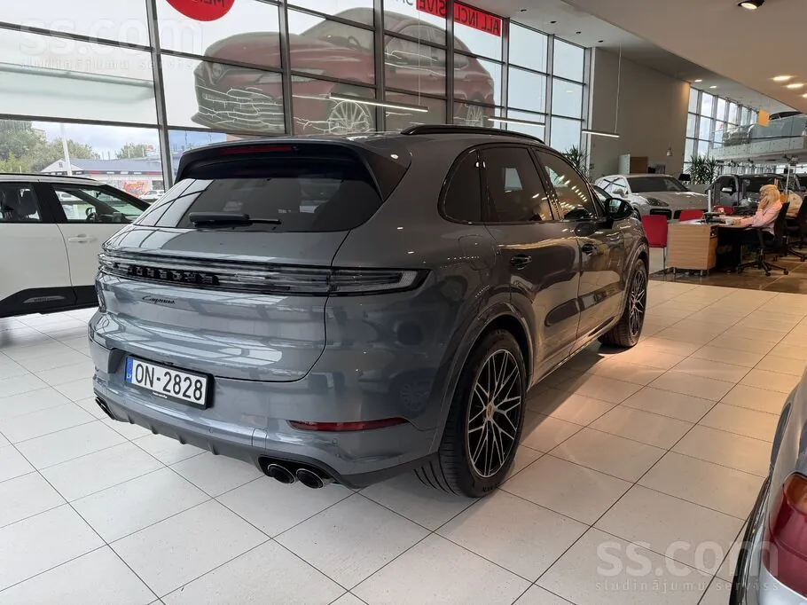 Porsche Cayenne 2026 photo 5