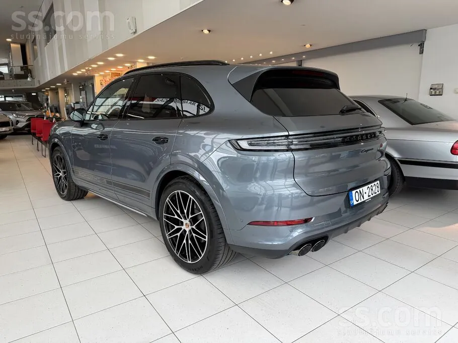 Porsche Cayenne 2026 photo 3