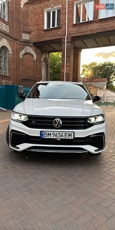 Volkswagen Tiguan 2022 photo 2