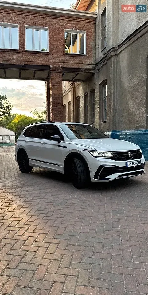 Volkswagen Tiguan 2022 photo 4