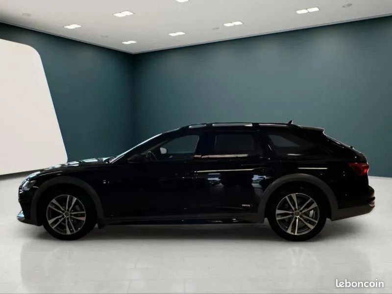Audi Allroad 2022 photo 2