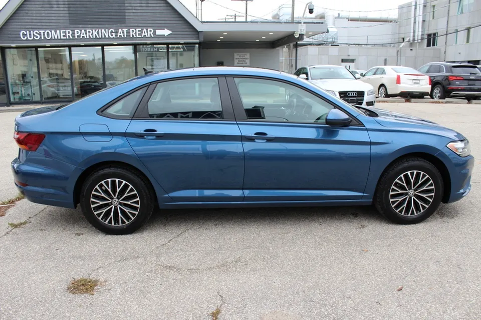 Volkswagen Jetta 2019 photo 4