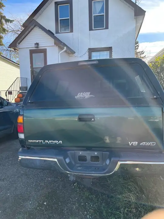 Toyota Tundra 2000 photo 2