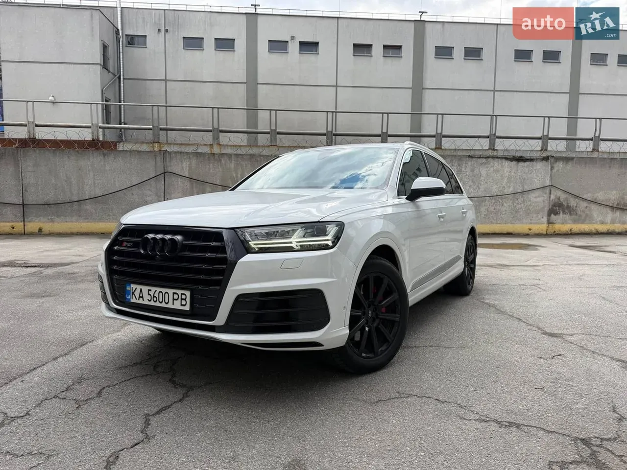 Audi Q7 2016 photo 3