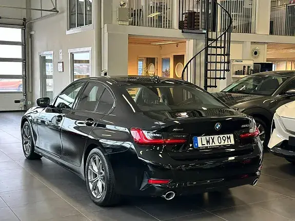 BMW 320D 2019 photo 3