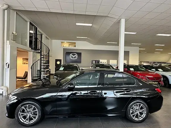 BMW 320D 2019 photo 2