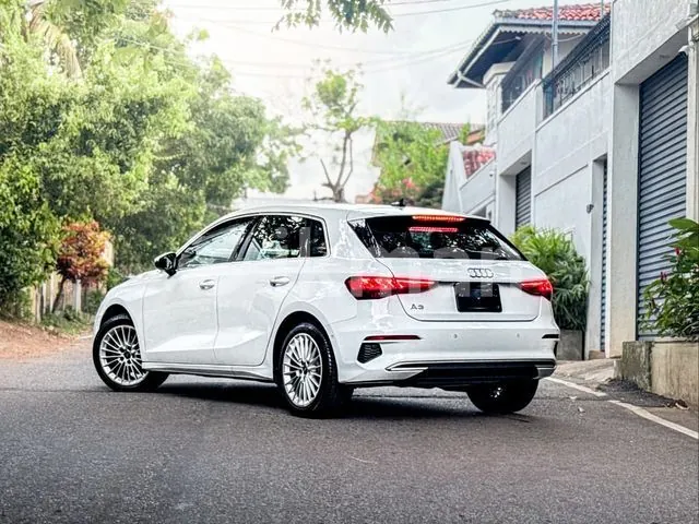Audi A3 2023 photo 4