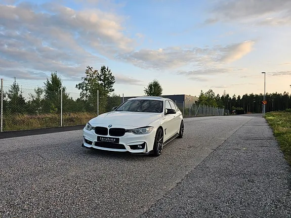 BMW 335I 2012 photo 3