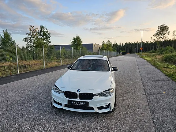 BMW 335I 2012 photo 4