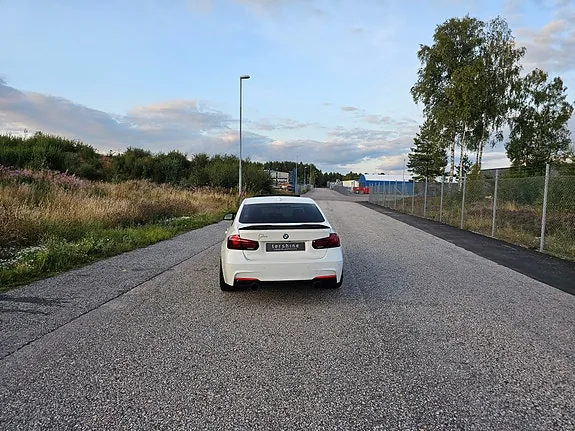 BMW 335I 2012 photo 5