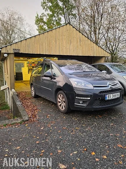 Citroen Grand C4 Picasso 2011 photo 5