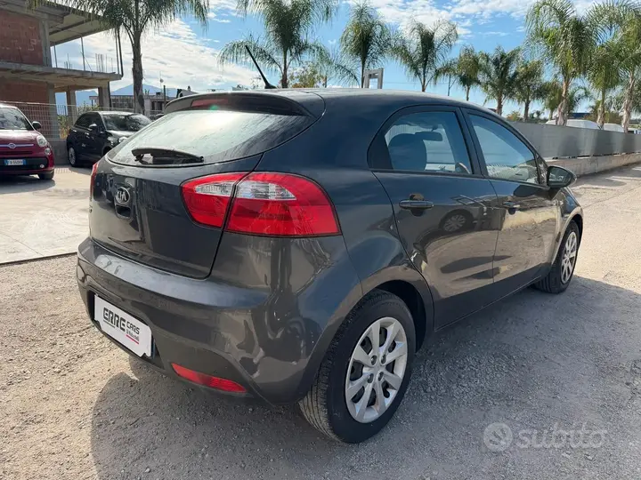 Kia Rio 2014 photo 5