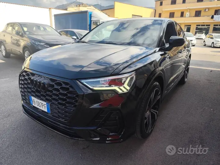 Audi Q3 2021 photo 2