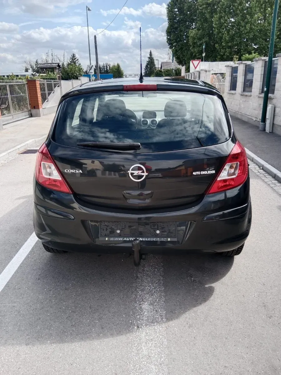 Opel Corsa 2013 photo 3