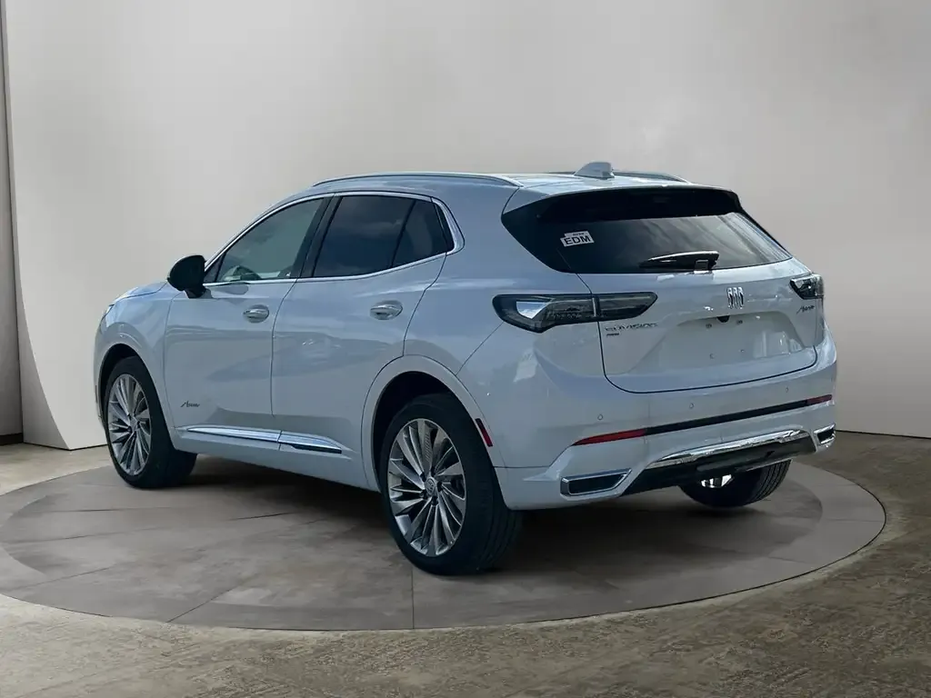 Buick Envision 2026 photo 3